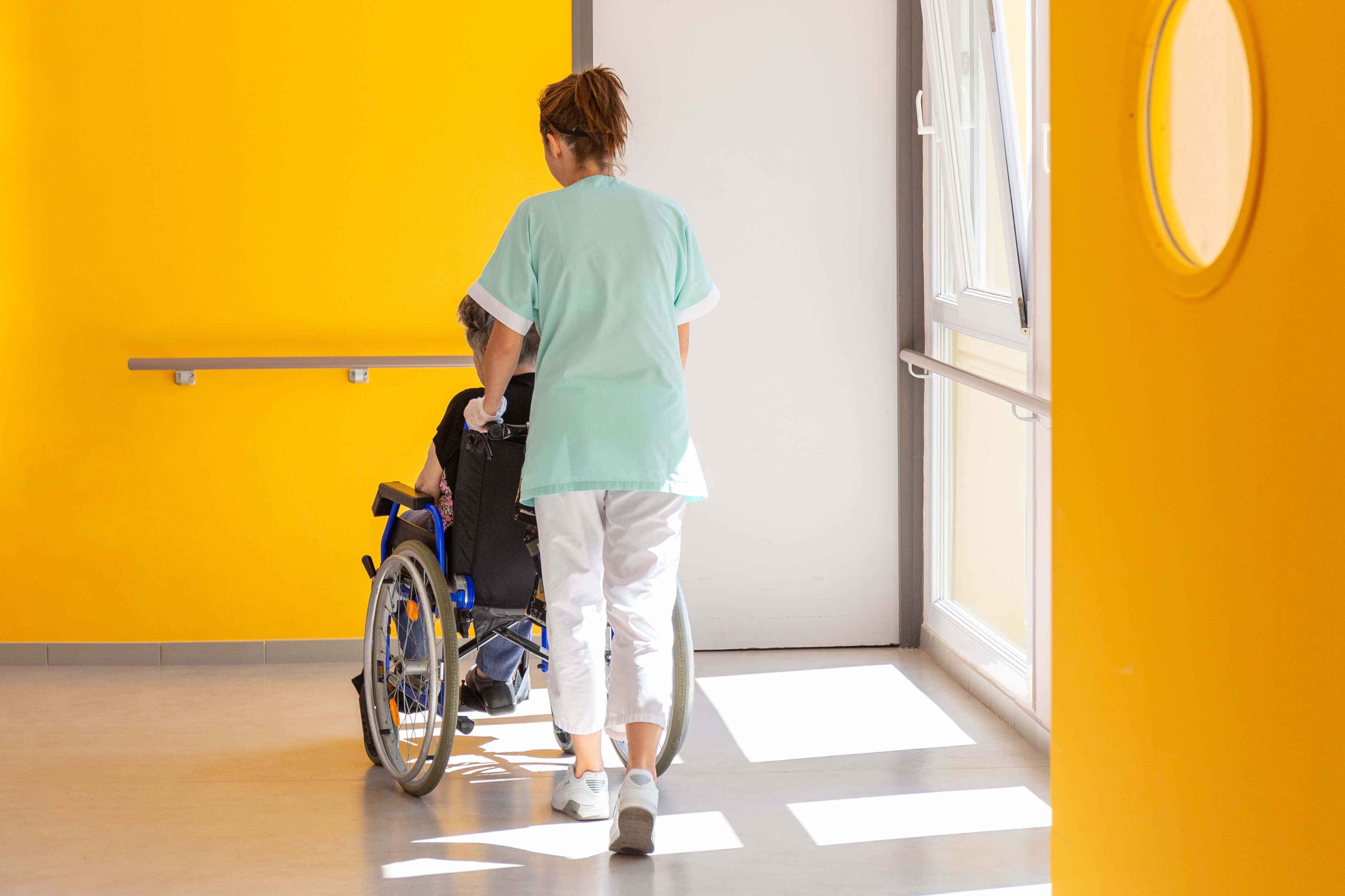 Wandfarbe für gesundheitssensible Räume